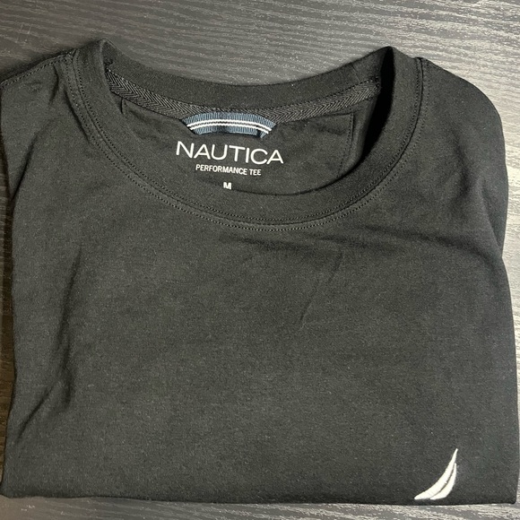 Men's Nautica Black Tee Size Medium - Picture 3 of 3